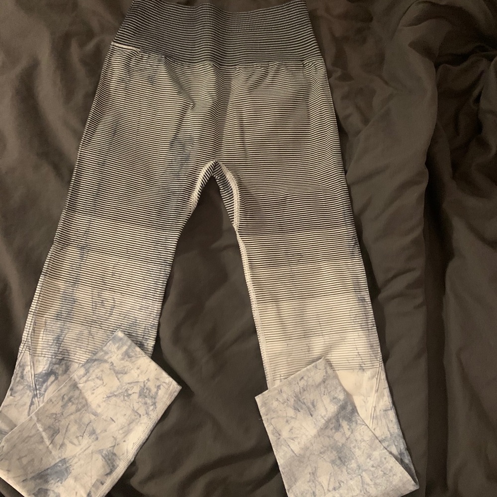 Lululemon leggings BRAND NEW- bought final sale